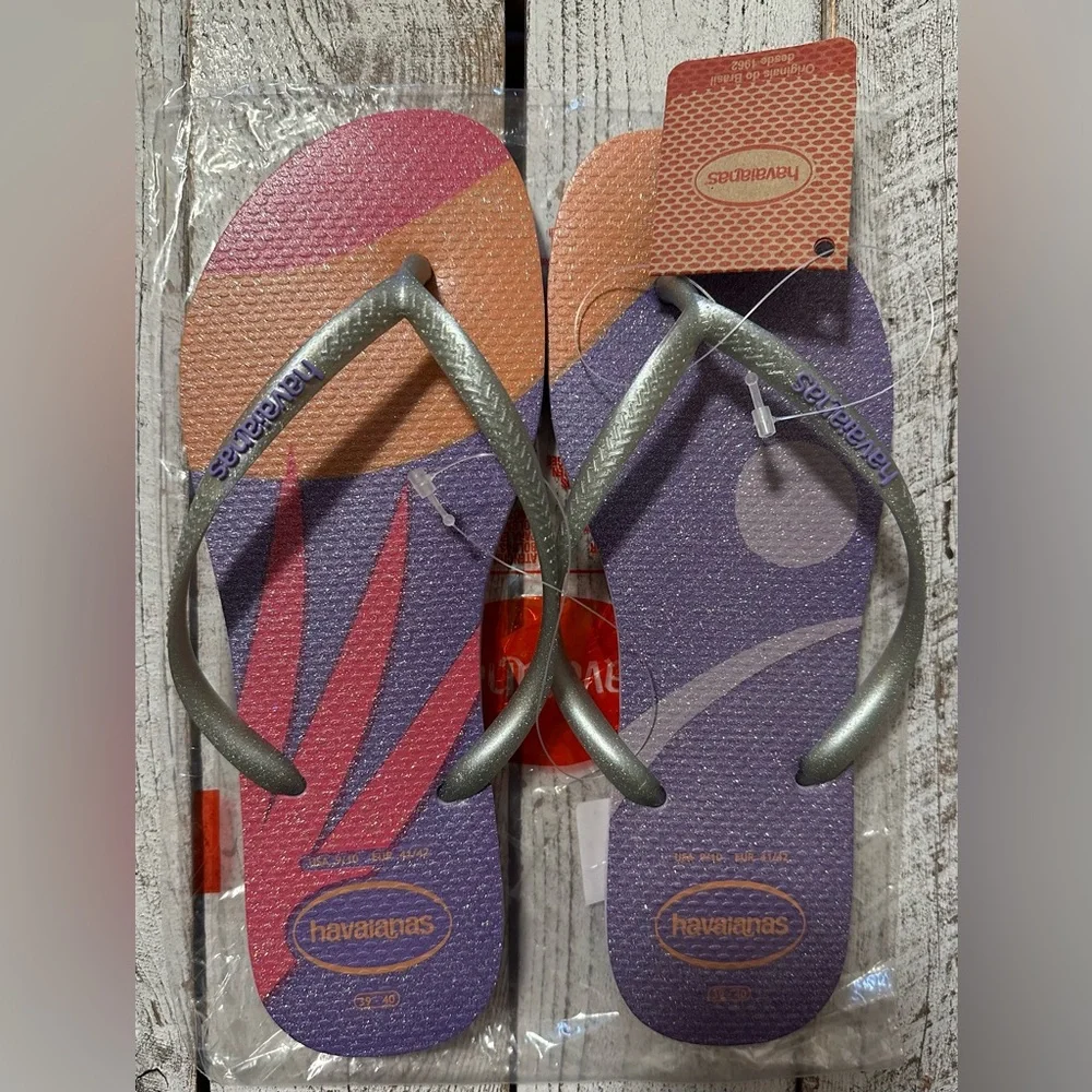 Havaianas Flip Flops - NWT